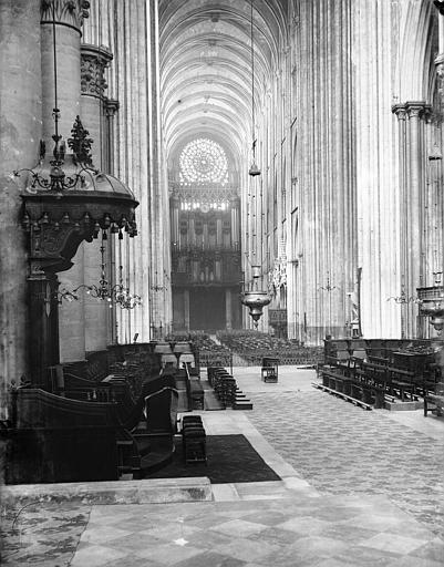 Nef vue du choeur