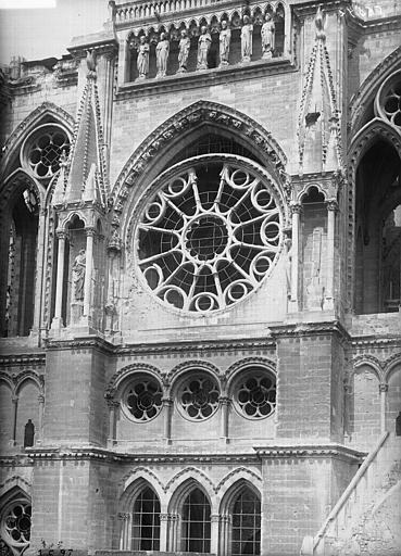 Bras sud du transept, extérieur, parties hautes