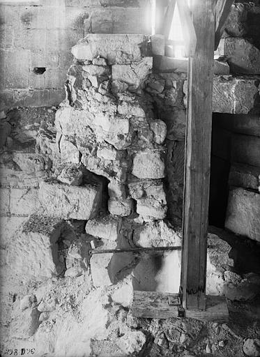 Bras nord du transept, intérieur, partie haute du mur goutterot