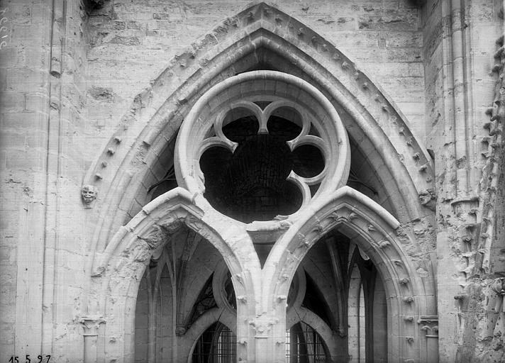 Bras nord du transept, détail de la fenêtre est