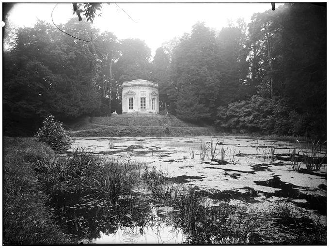 Pavillon de musique, pavillon du belvédère et belvédère