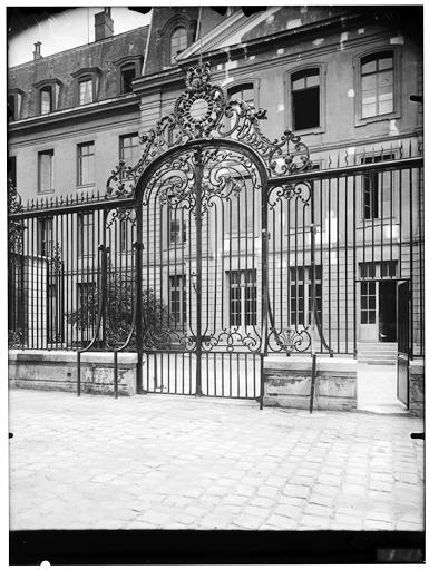 façade sur cour