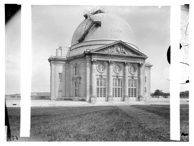 Vue d'ensemble, façade sur parc