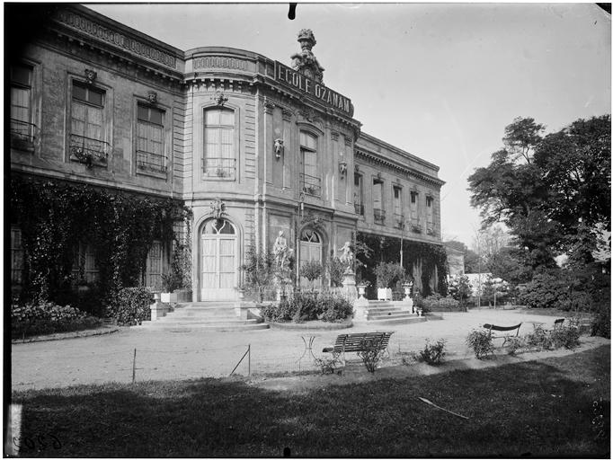 Façade sur jardin