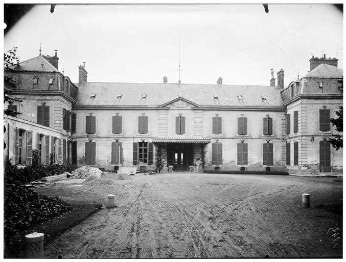 Façade sur cour