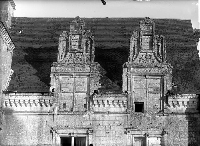 Façade sur cour : Lucarnes