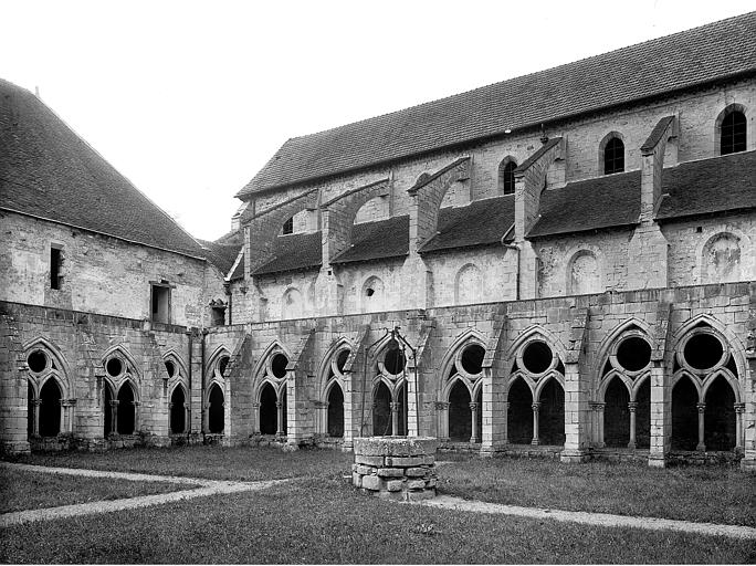 Cloître : Galeries nord et ouest