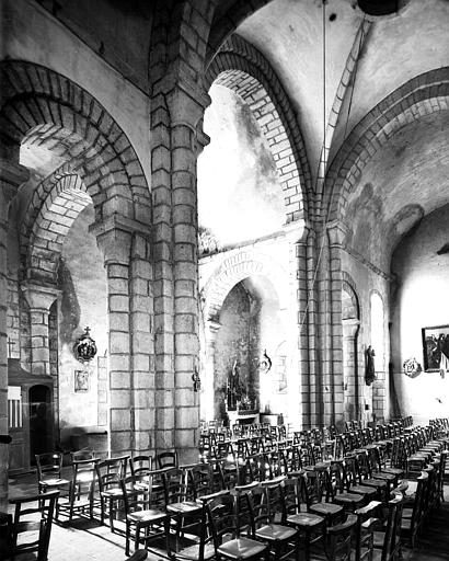 Vue intérieure du transept, vers le sud-est