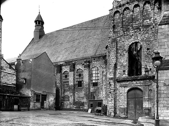 Eglise : Façade sud (partie ouest)