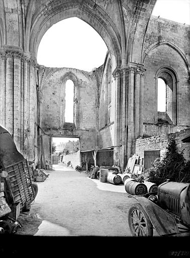 Vue intérieure du transept sud