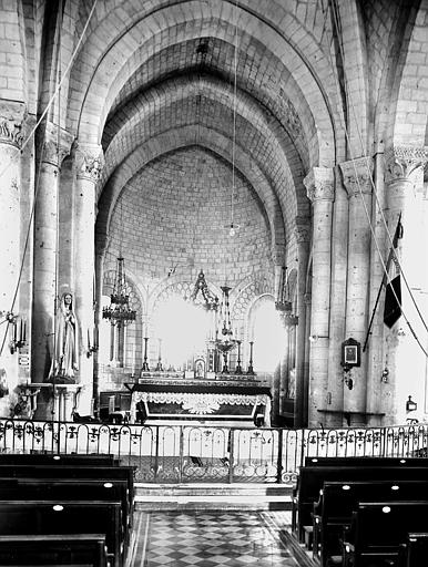 Vue intérieure du choeur