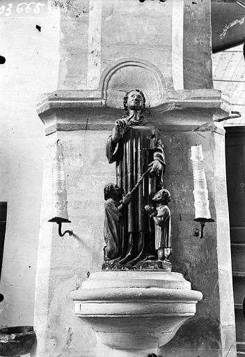 Statue de saint Léonard