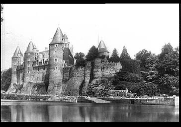 Vue prise des bords de l'Oust