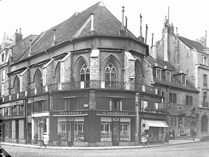 Vue à l'angle de rue