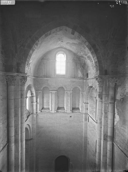 Fouille de Cluny, grand transept, vue prise de l'échafaudage vers  le sud