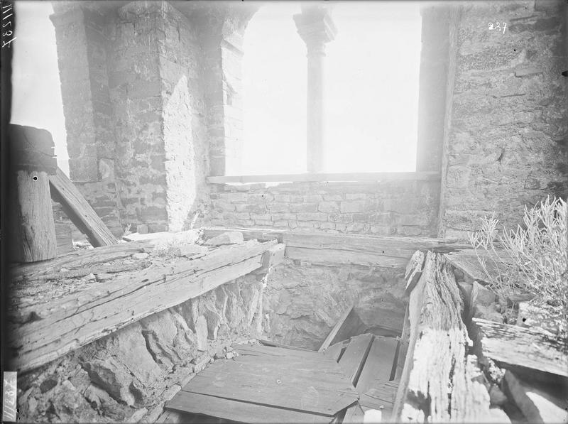 Fouille de Cluny, beffroi et tour de l'horloge