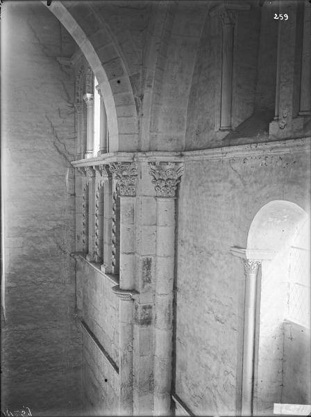 Fouille de Cluny, travée du milieu dans le grand transept vue vers  le nord-est