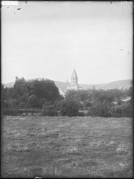 Fouille de Cluny, vue générale de l'abbaye de l'est