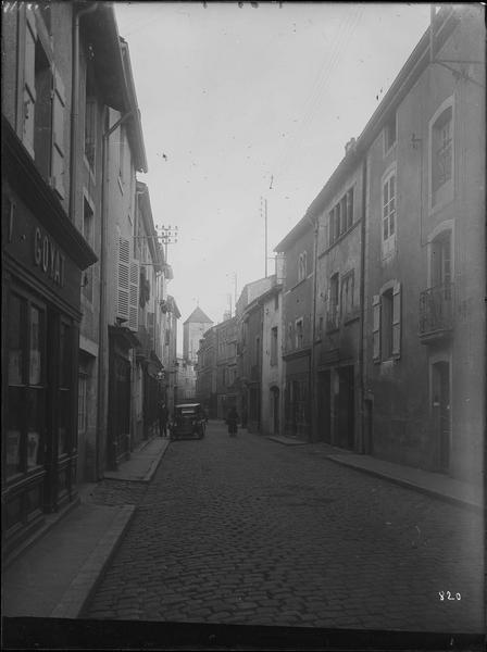 Fouille de Cluny, rue et tour des Fromages