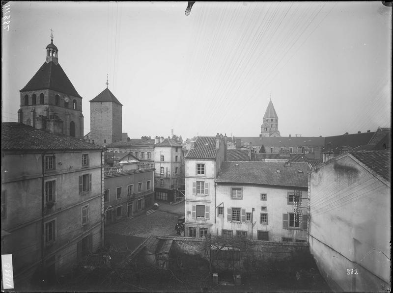 Fouille de Cluny, abbaye vue de la poste