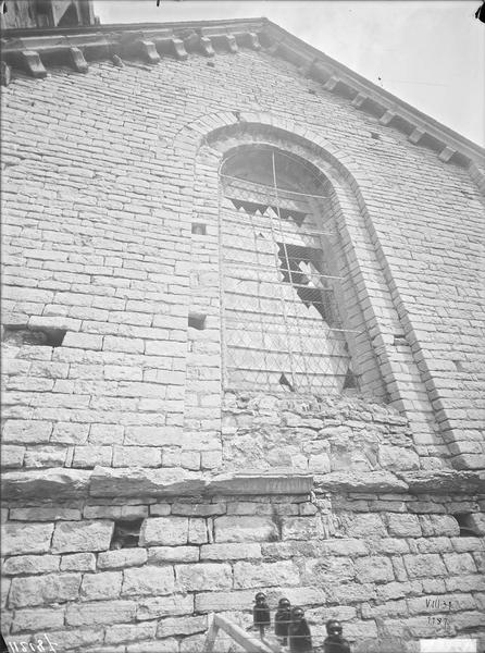 Fouille de Cluny, fenêtre sud du grand transept