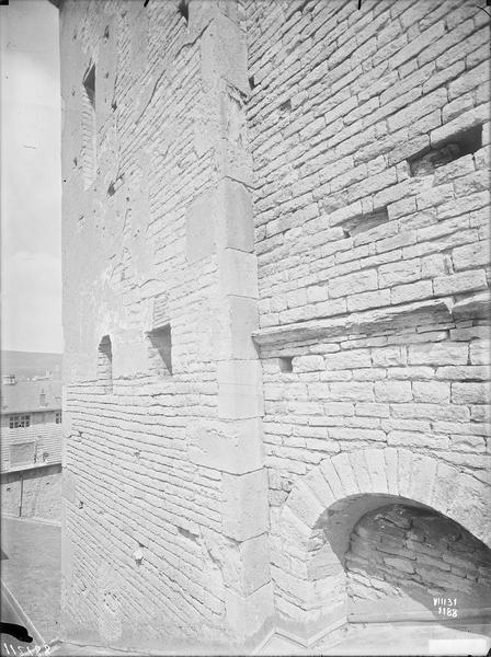 Fouille de Cluny, mur sud du grand transept