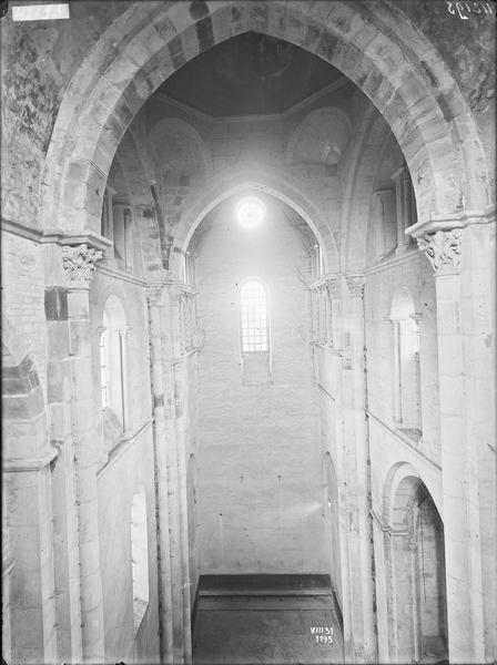 Fouille de Cluny, grand transept sud, vue générale intérieure