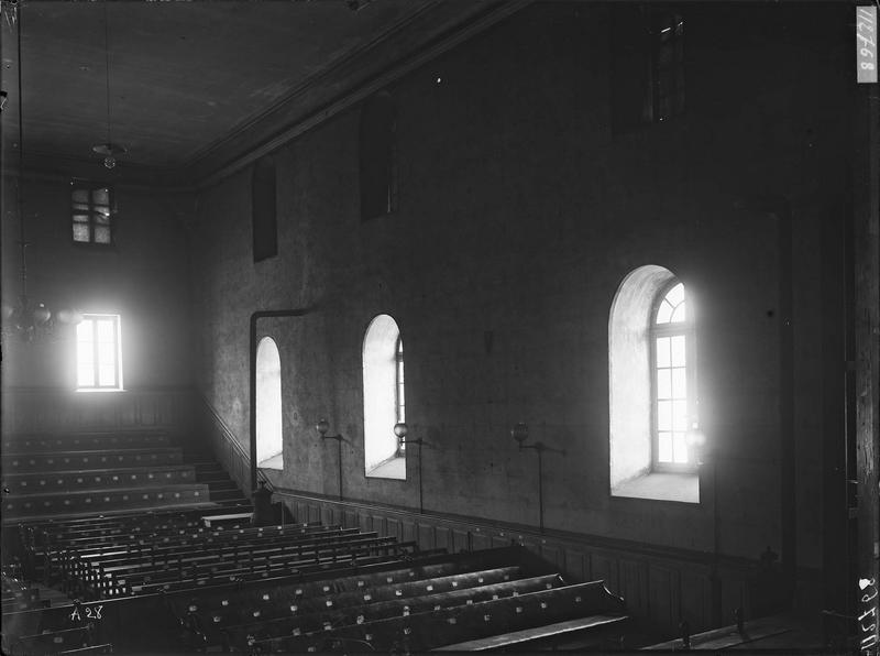 Fouille de Cluny, théâtre installé dans la vieille écurie des  moines