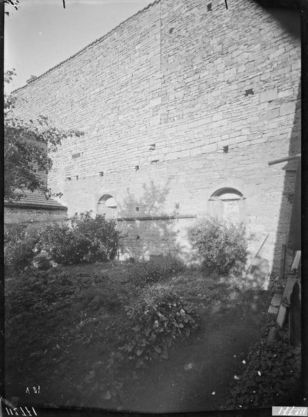 Fouille de Cluny, hangar, partie supérieure