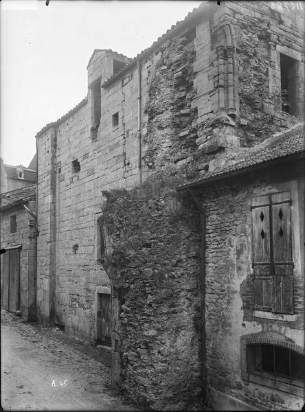 Fouille de Cluny, Baraban tour des archives