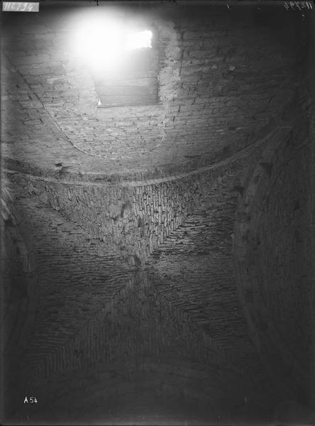 Fouille de Cluny, travée du collatéral subsistant, voûte