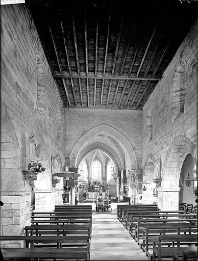 Intérieur de la nef et du choeur