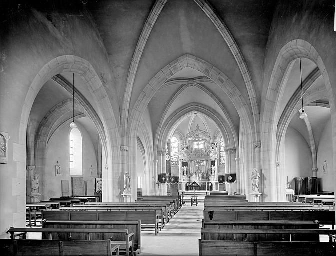 Intérieur de la nef et du choeur