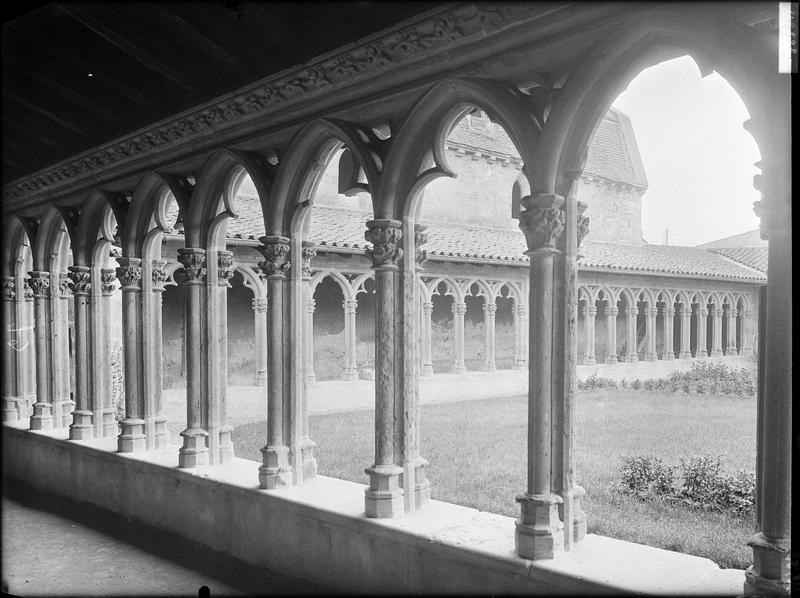 Galerie sud du cloître