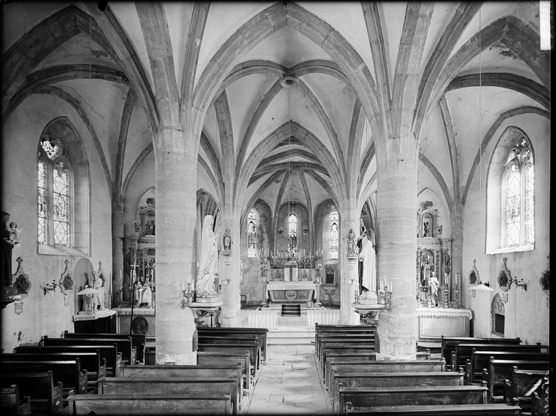 Intérieur de la nef et du choeur