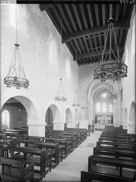 Intérieur de la nef et du choeur