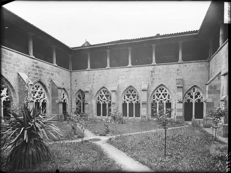 Cloître