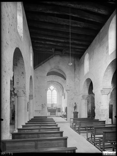 Intérieur de la nef vue vers le choeur