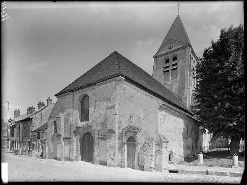 Façade et clocher ouest