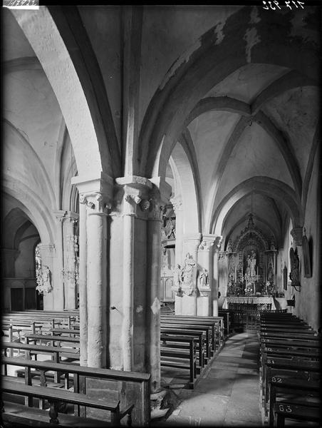 Intérieur du bas-côté sud