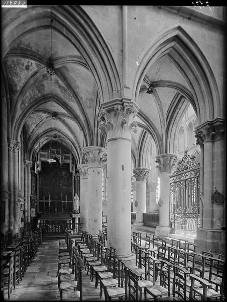 Intérieur de la chapelle nord