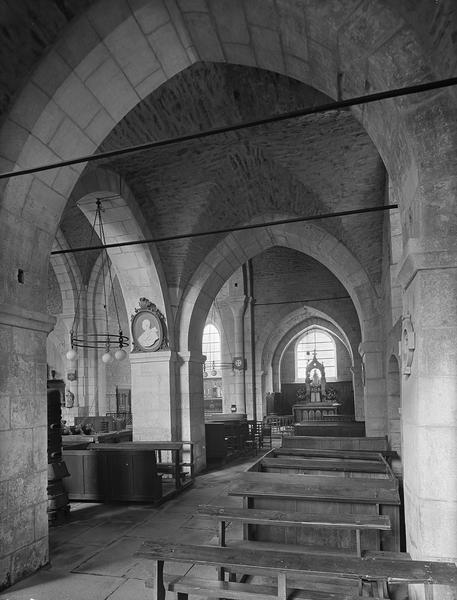 Bas-côté sud de l'église