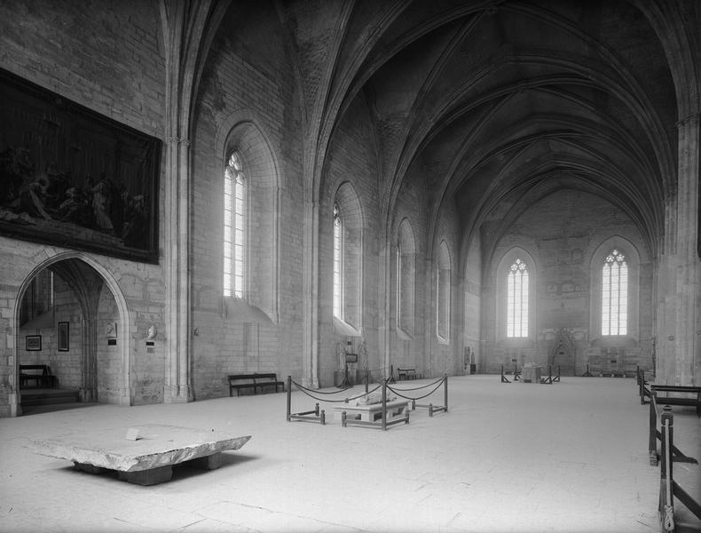 Intérieur de la chapelle de Clément VI