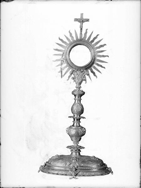 Monstrance