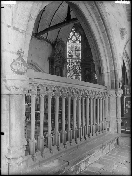 Chancel à colonnettes