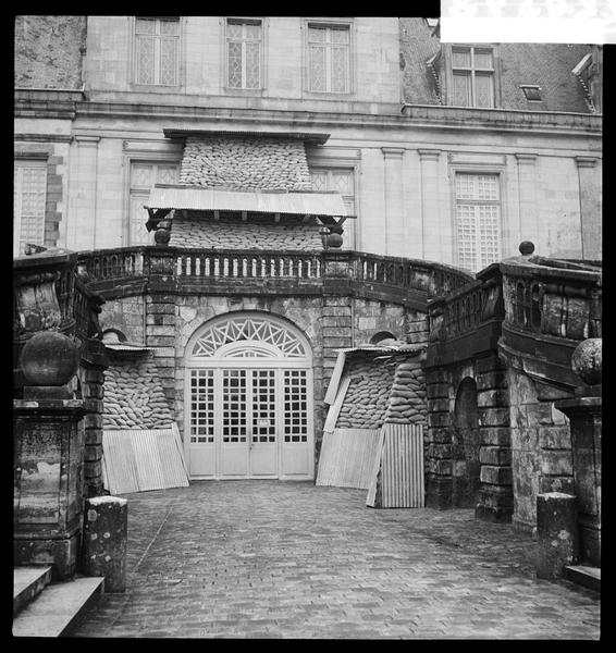 Mesures de protection pendant la guerre de 1939-1945 : l'escalier