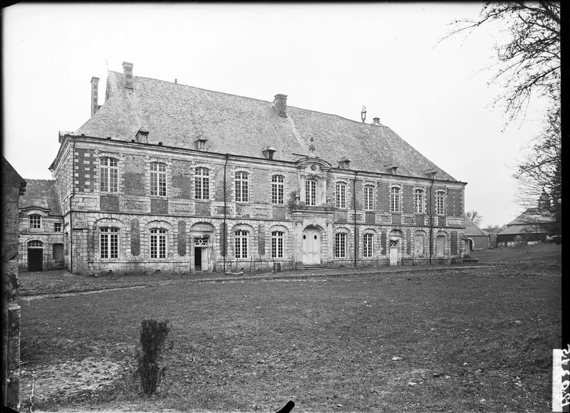 Eglise abbatiale de Blanchefosse (restes)