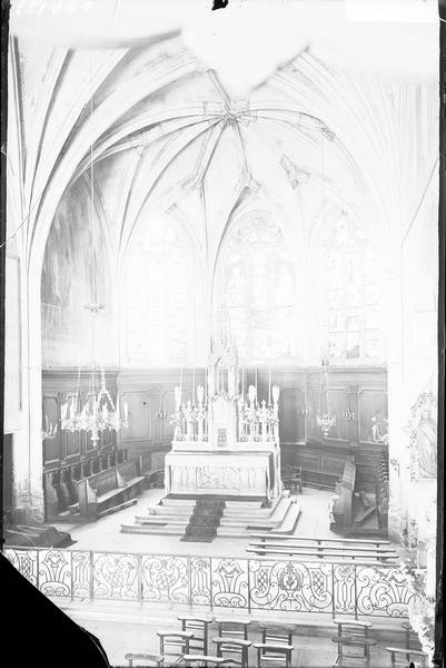 Intérieur du choeur