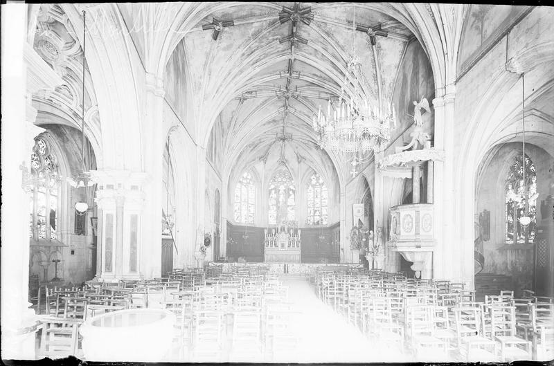 Intérieur de la nef et du choeur