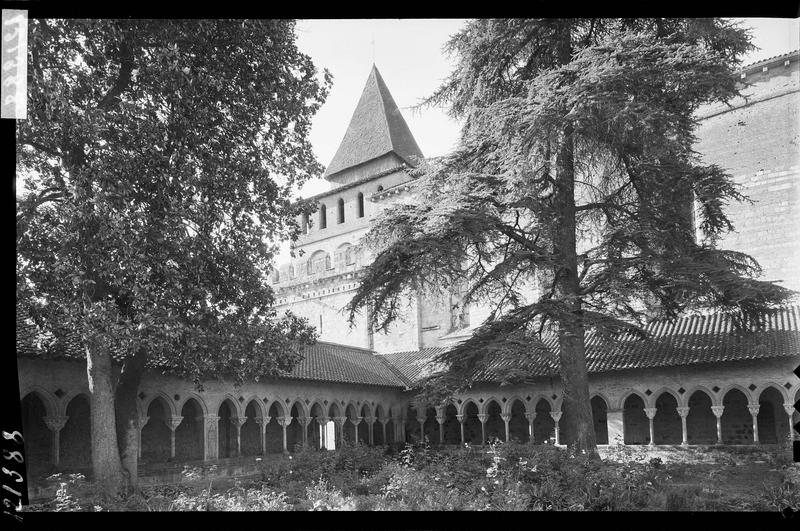 Eglise et cloître